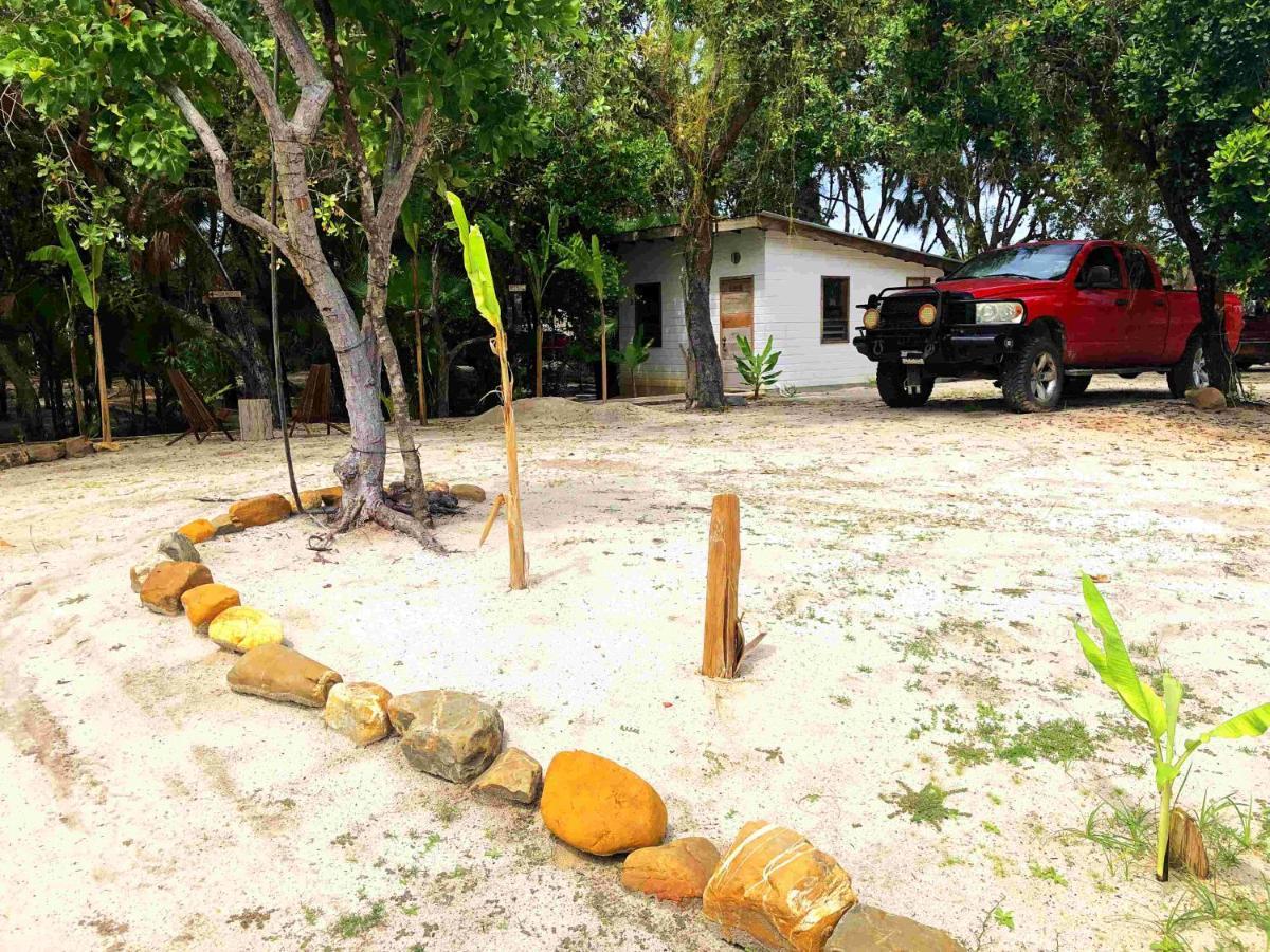 Kin Resort Lodge Maya Beach 외부 사진