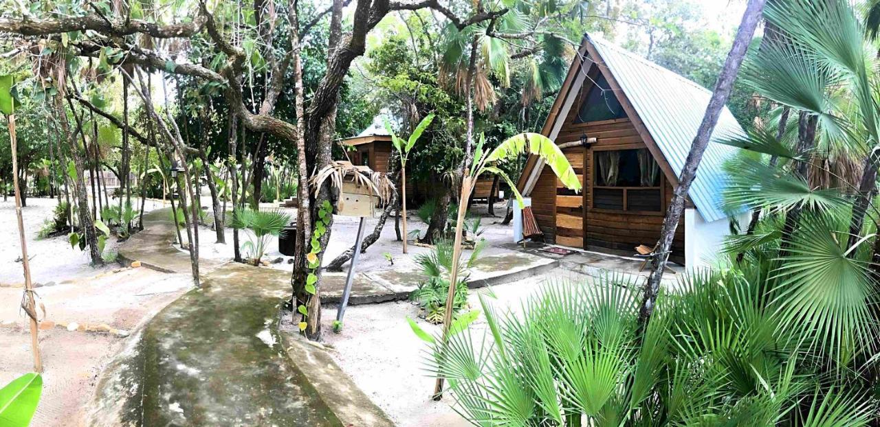 Kin Resort Lodge Maya Beach 외부 사진