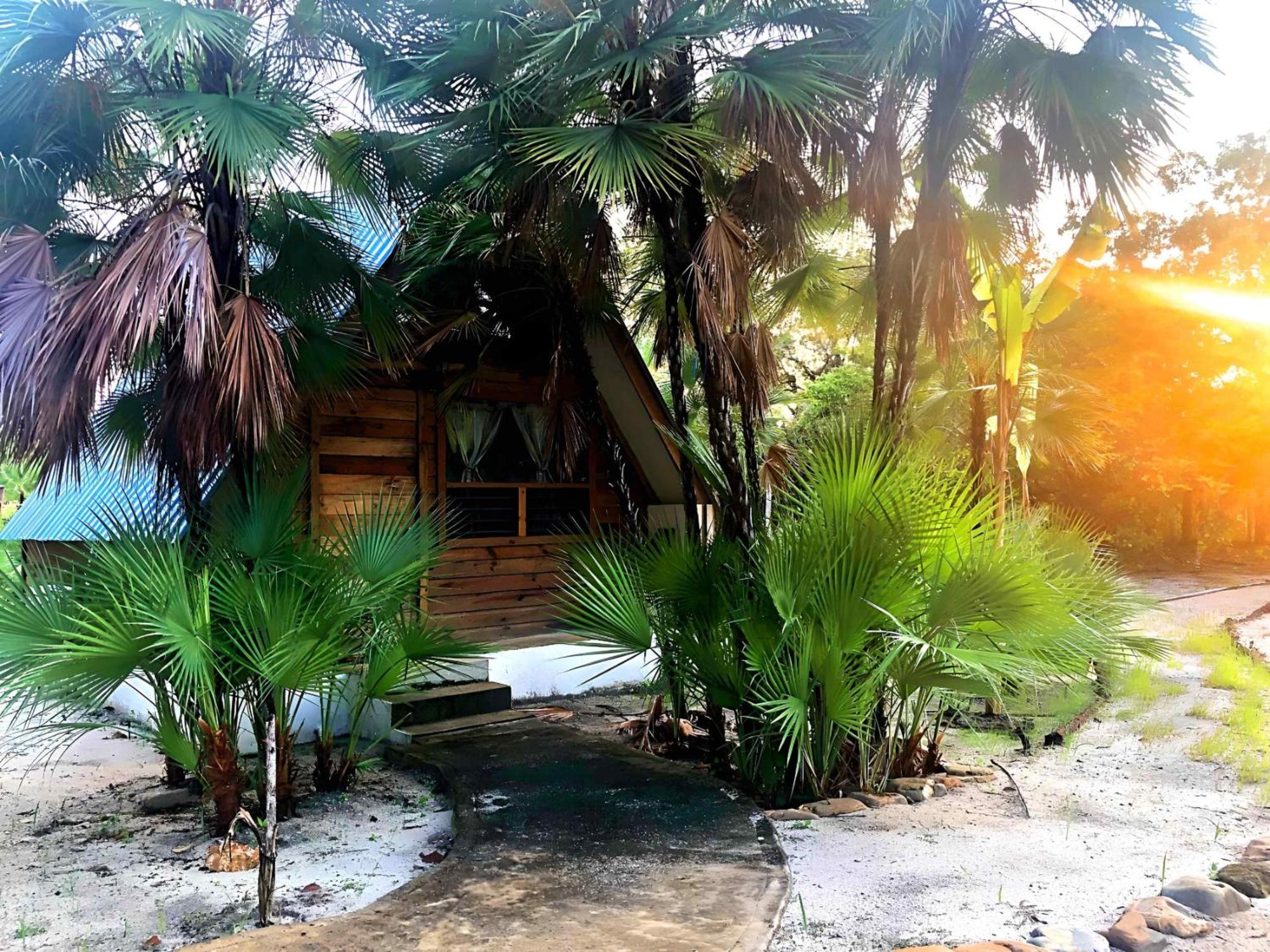 Kin Resort Lodge Maya Beach 외부 사진