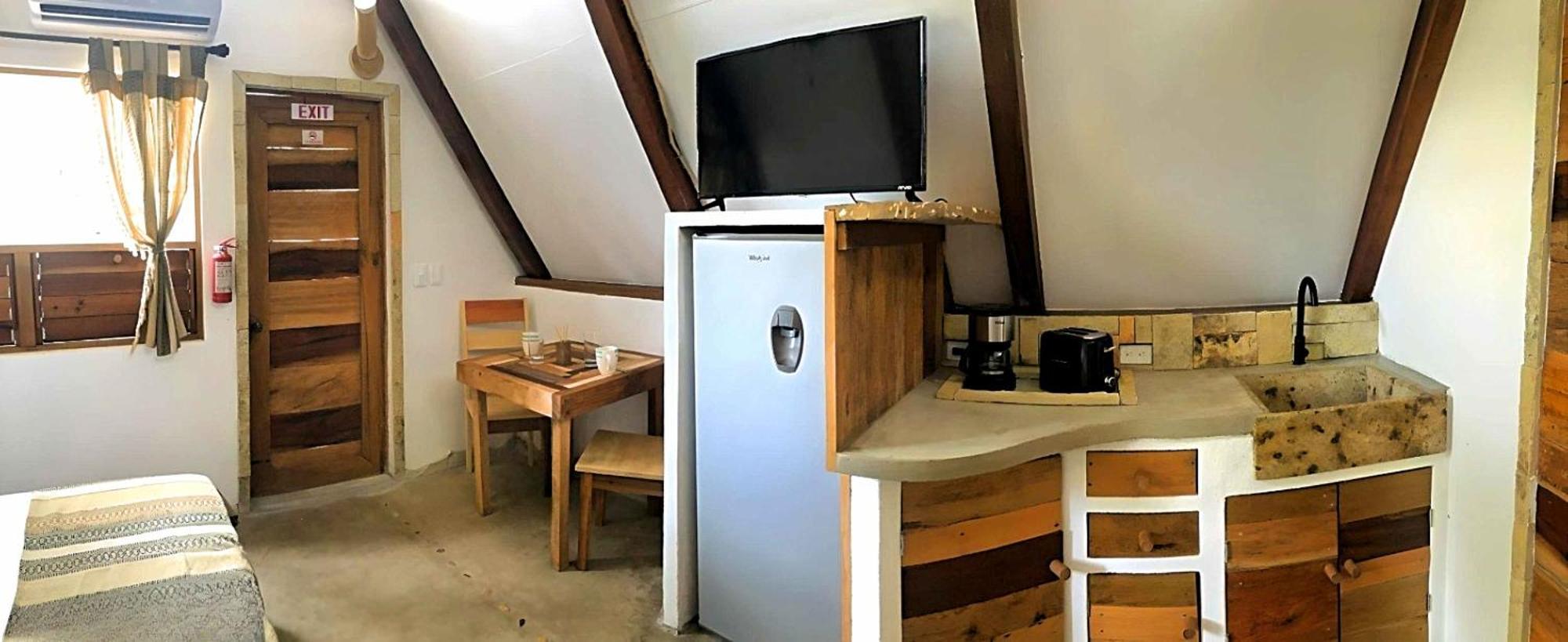 Kin Resort Lodge Maya Beach 외부 사진