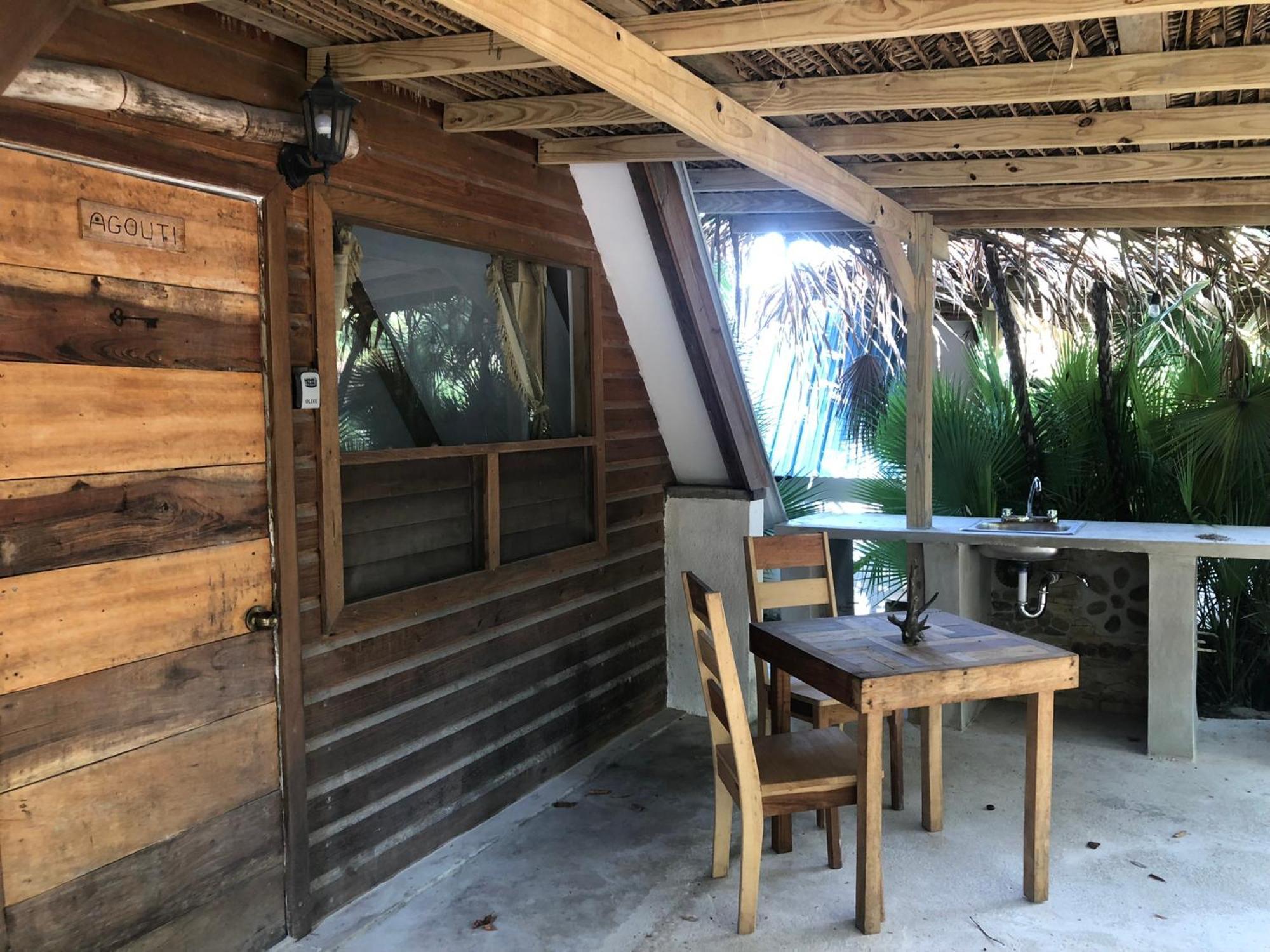 Kin Resort Lodge Maya Beach 외부 사진