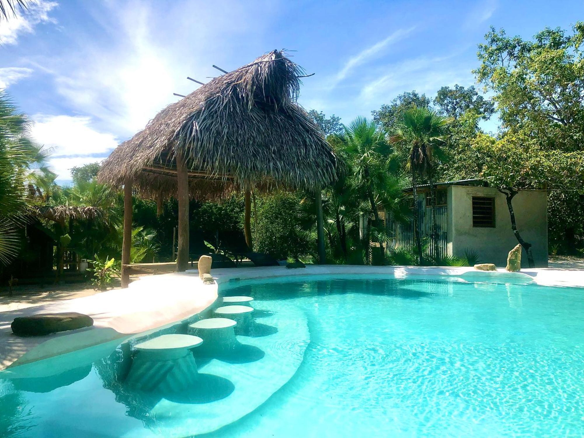 Kin Resort Lodge Maya Beach 외부 사진