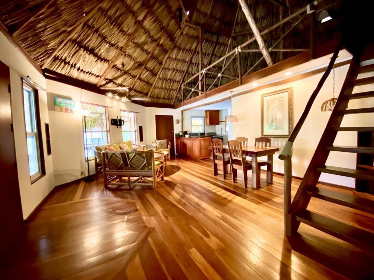Kin Resort Lodge Maya Beach 외부 사진